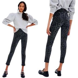 Sanctuary x Anthropologie Runway Shimmer Leopard Ponte Leggings.  Size M